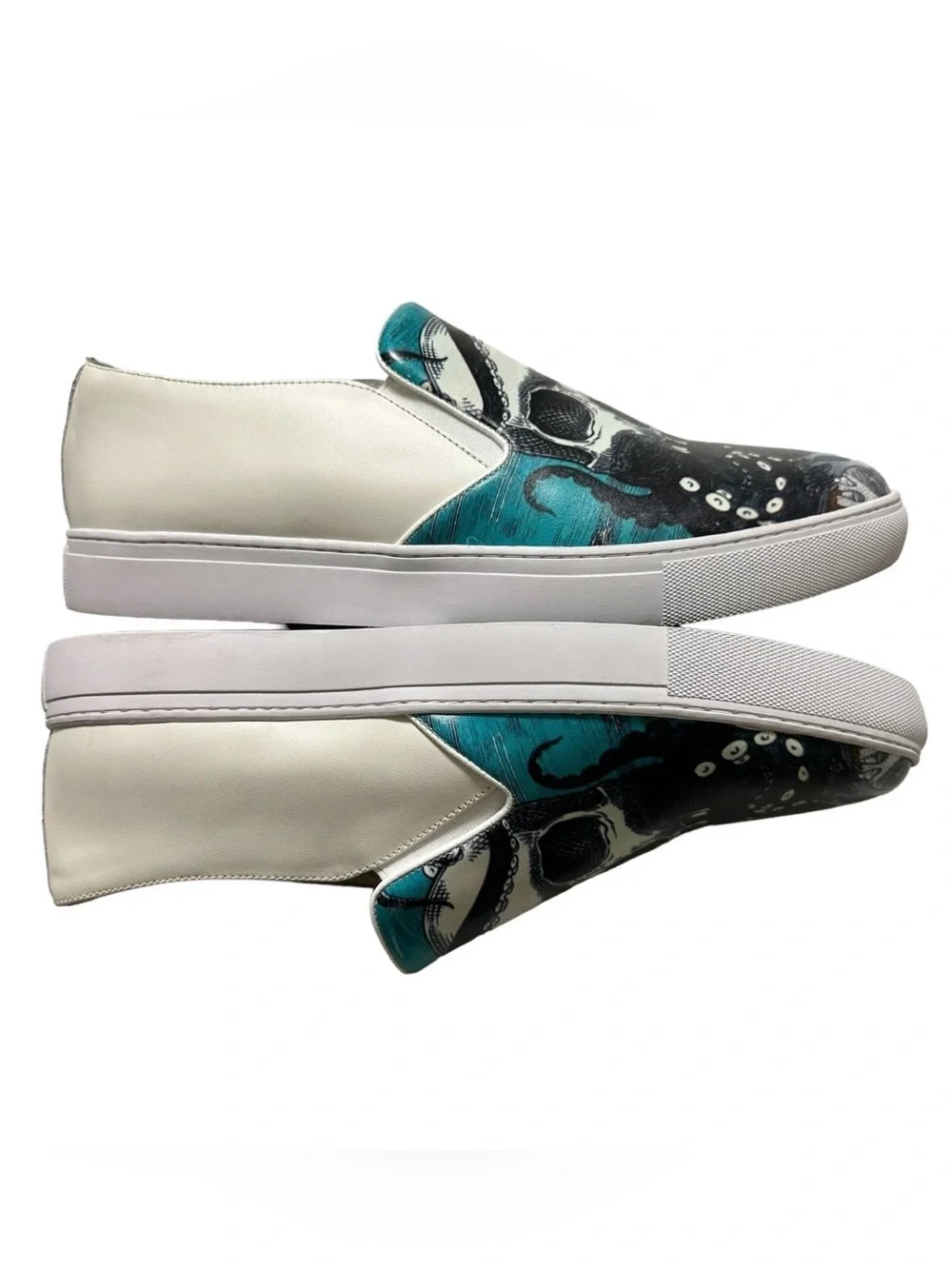 Robert Graham NWOB Ocean & Skull Leather Slip On Sneakers Sz.9 Casual Preppy